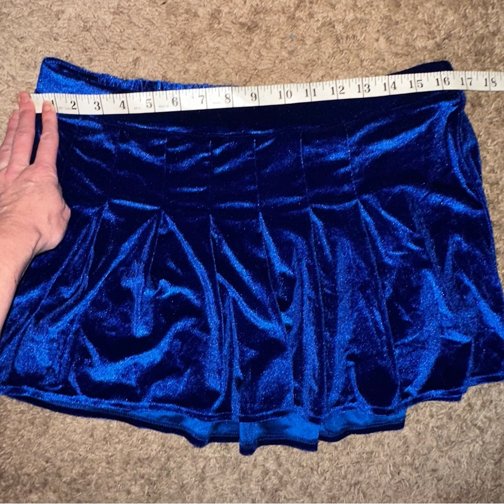 Trickz N Treatz Dolls Kill ‘GROOVY BABY’ Austin Powers Costume Set XL NEW - Picture 15 of 15